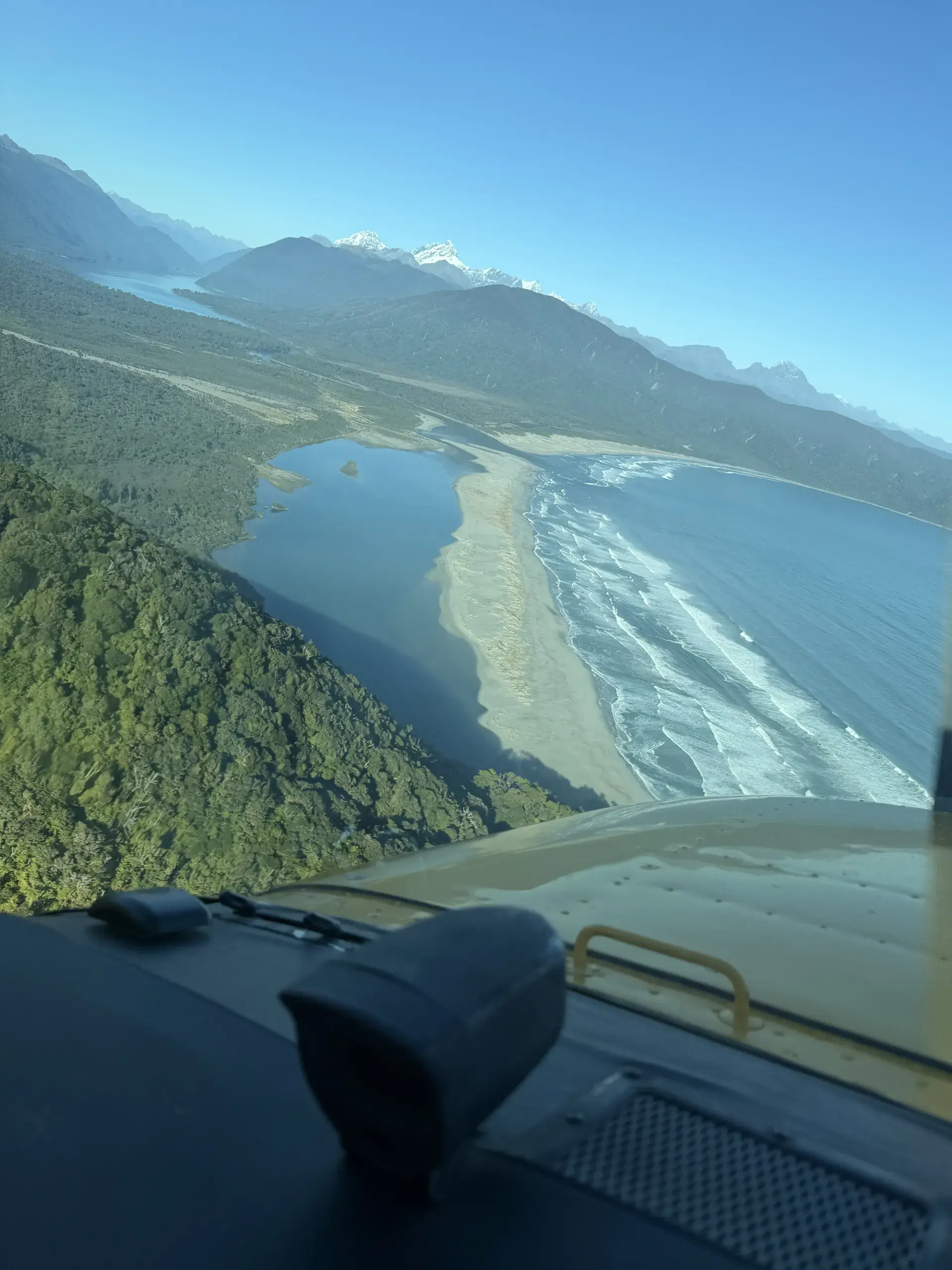Beach landing at Big Bay on a Flyinn self-fly tour of Fiordland